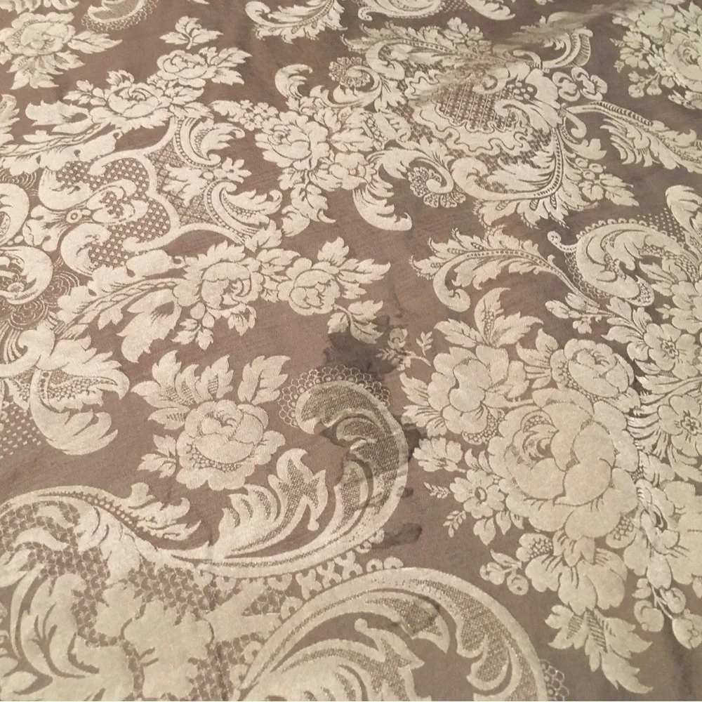 Court of Versailles luxury damask silk cotton blend duvet cover